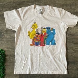 Uniqlo x Kaws Sesame Street Shirt